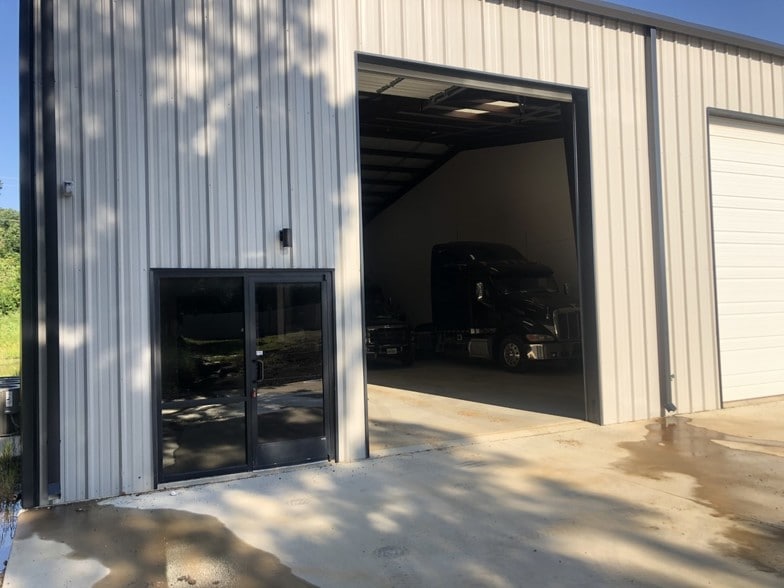 More Photos Of 7315 Gibson Cemetery Rd, Mansfield Unknown For Lease