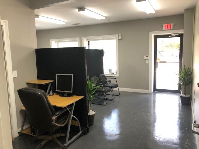 More Photos Of 2488 Lithonia West Dr, Lithonia Warehouse For Lease