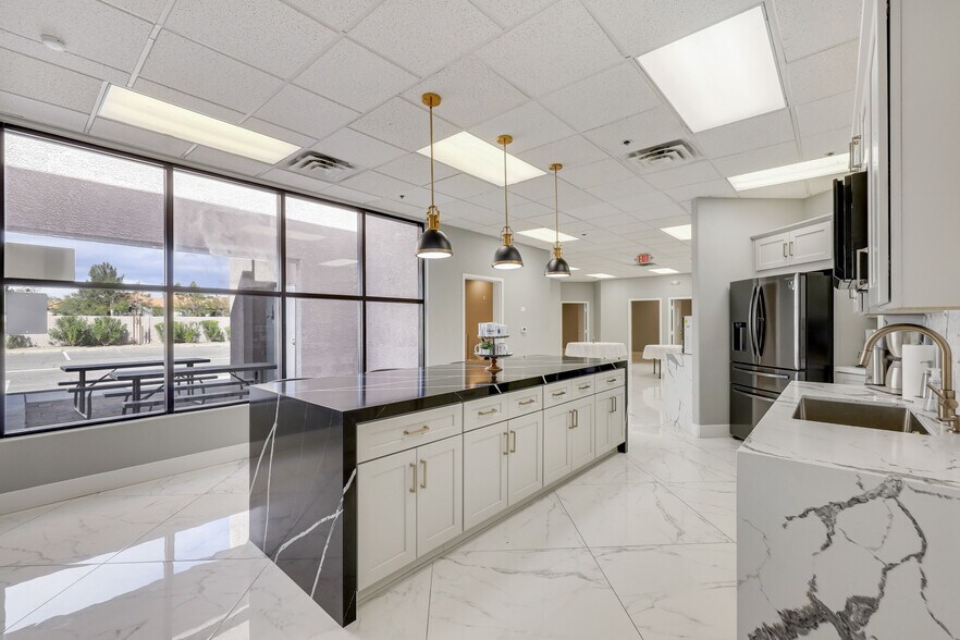 More Photos Of 4187 S Pecos Rd, Las Vegas Medical For Sale