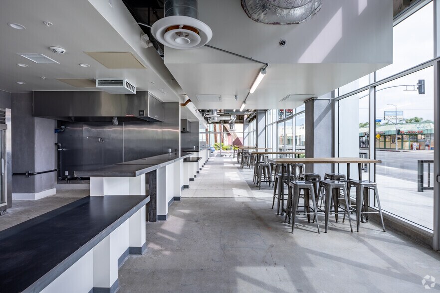More Photos Of 8155 Van Nuys Blvd, Van Nuys Apartments For Lease
