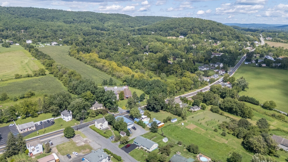More Photos Of 732 NJ-57 Rt, Stewartsville Flex For Sale