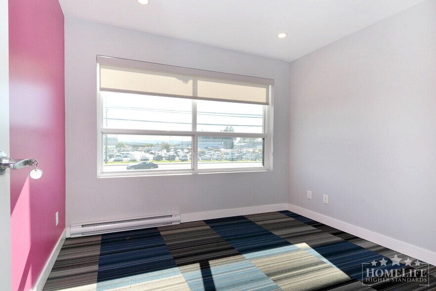 More Photos Of 17535-17537 56 Ave, Surrey Storefront Retail Office For Lease