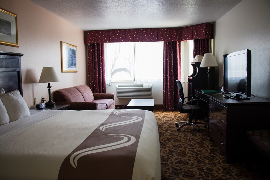 More Photos Of 3610 N Lovington Hwy, Hobbs Hotel For Sale