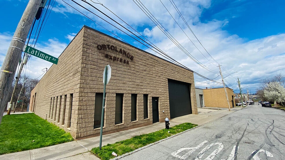 Primary Photo Of 33 Baron Blvd, Staten Island Warehouse For Lease