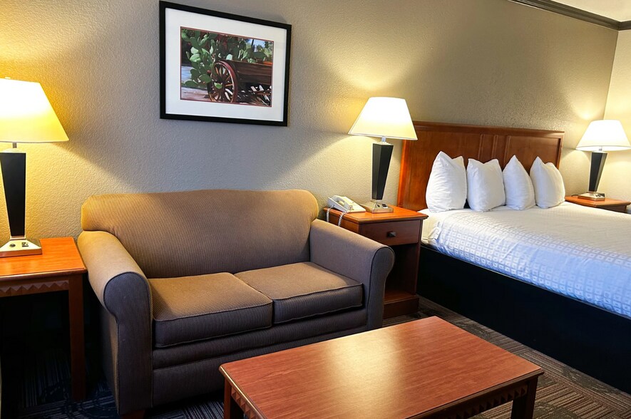 More Photos Of 1101 W Apache Trl, Apache Junction Hotel For Sale