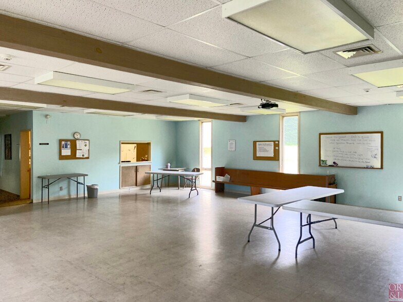 More Photos Of 7 Wescott Rd, Simsbury Religious Facility For Sale