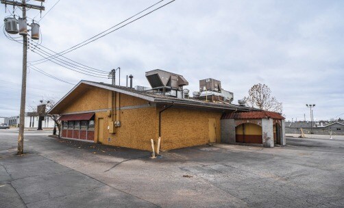 More Photos Of 853 N Glenstone Ave, Springfield Restaurant For Lease
