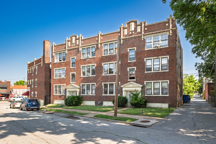 More Photos Of , Saint Louis Multifamily For Sale