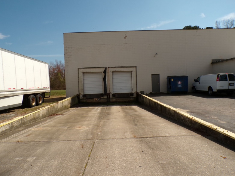 More Photos Of 611 Chicopee Rd, Benson Manufacturing For Sale