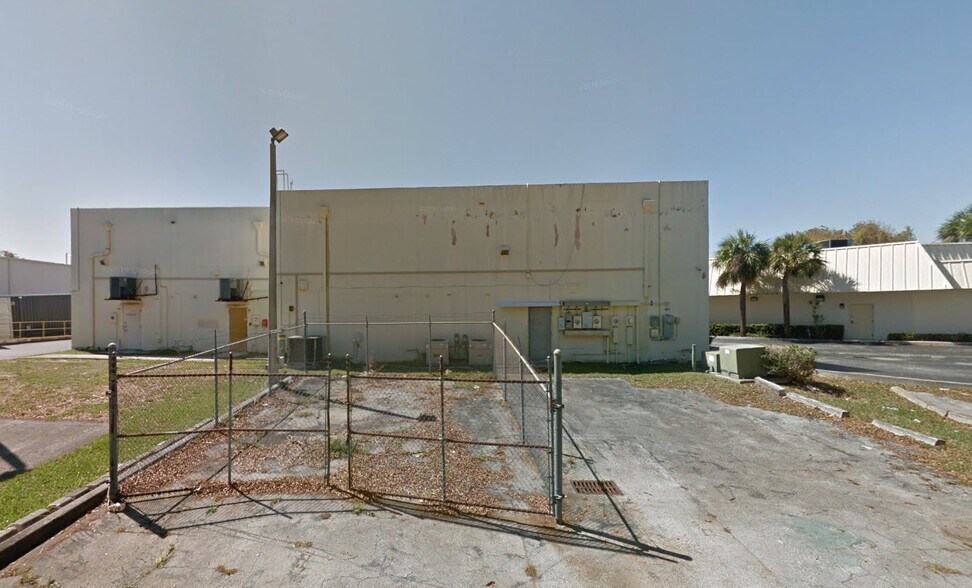 More Photos Of 19485-19489 S Dixie Hwy, Cutler Bay Freestanding For Lease