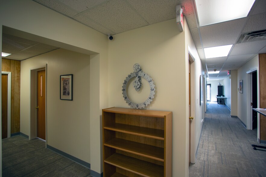 More Photos Of 100 Domino Dr, Concord Flex For Lease