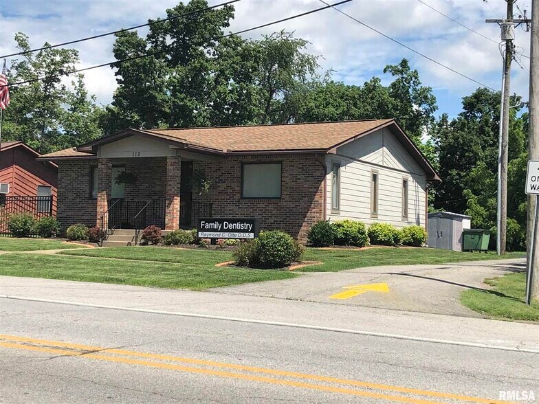 More Photos Of 112 Main, Goreville Healthcare For Sale
