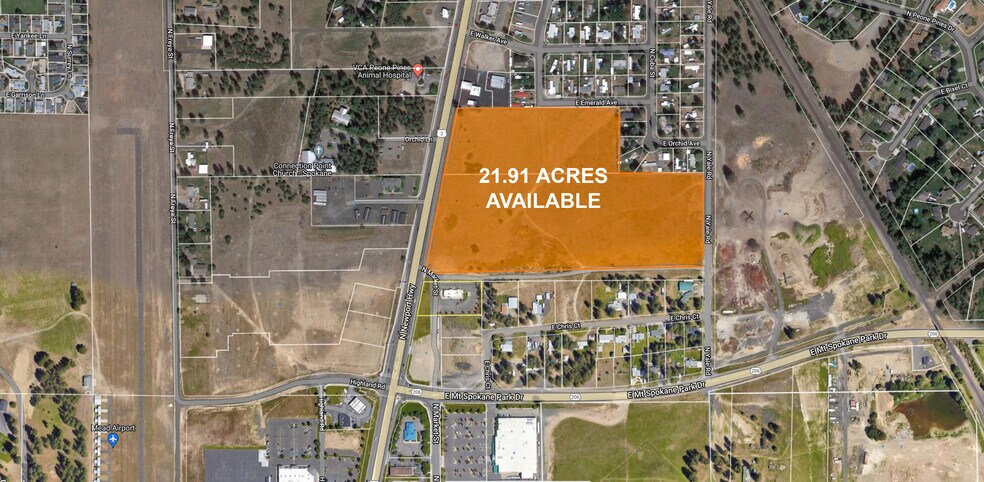 More Photos Of Newport Highway, Mead Land For Sale