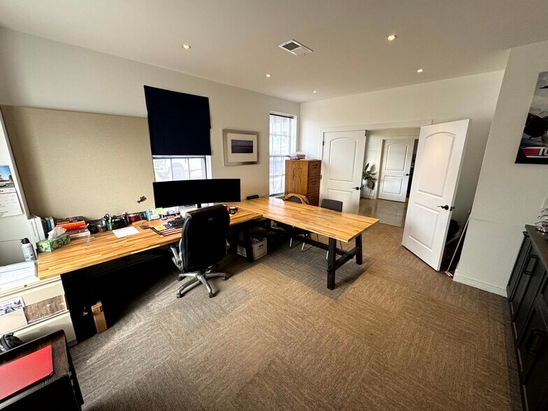 More Photos Of 222 Quality Dr, Byhalia Warehouse For Sale