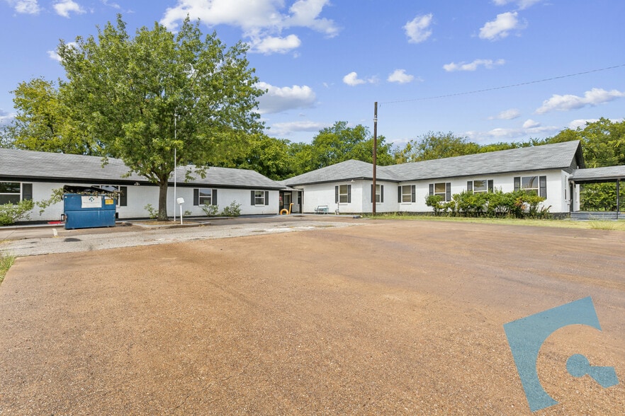 More Photos Of 114 S 14th St, Midlothian Daycare Center For Sale