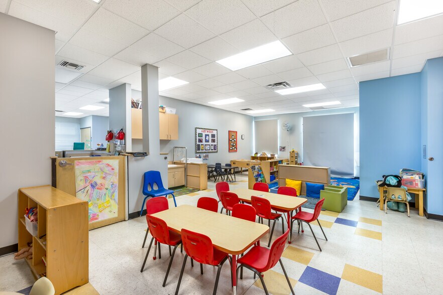 More Photos Of 4250 W Pinnacle Peak Rd, Glendale Daycare Center For Sale