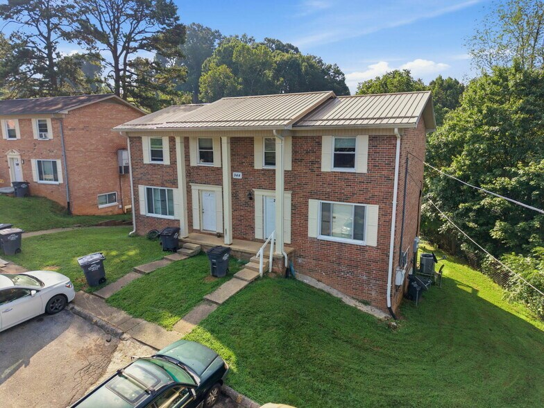 More Photos Of 944-944 Chadwick Dr, Kingsport Apartments For Sale