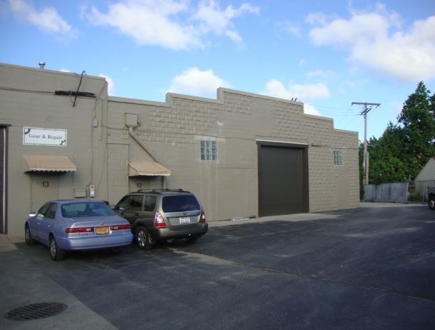 More Photos Of 9100 W Plainfield Rd, Brookfield Warehouse For Lease