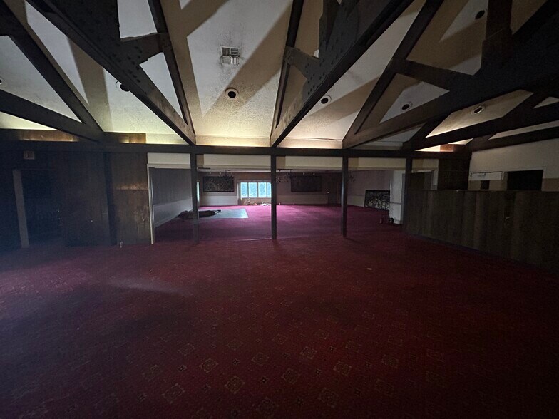 More Photos Of 602 Ridge Rd, Webster Restaurant For Sale