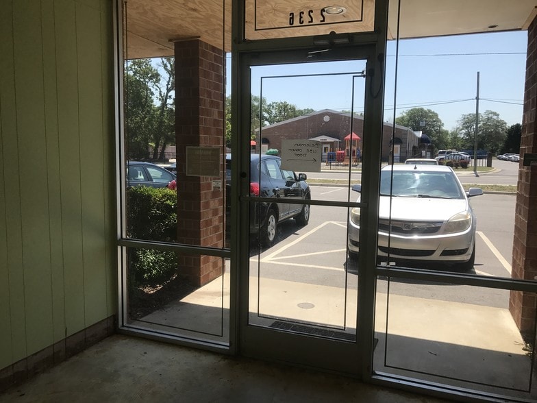 More Photos Of 2236 Southern Ave, Fayetteville Warehouse For Lease