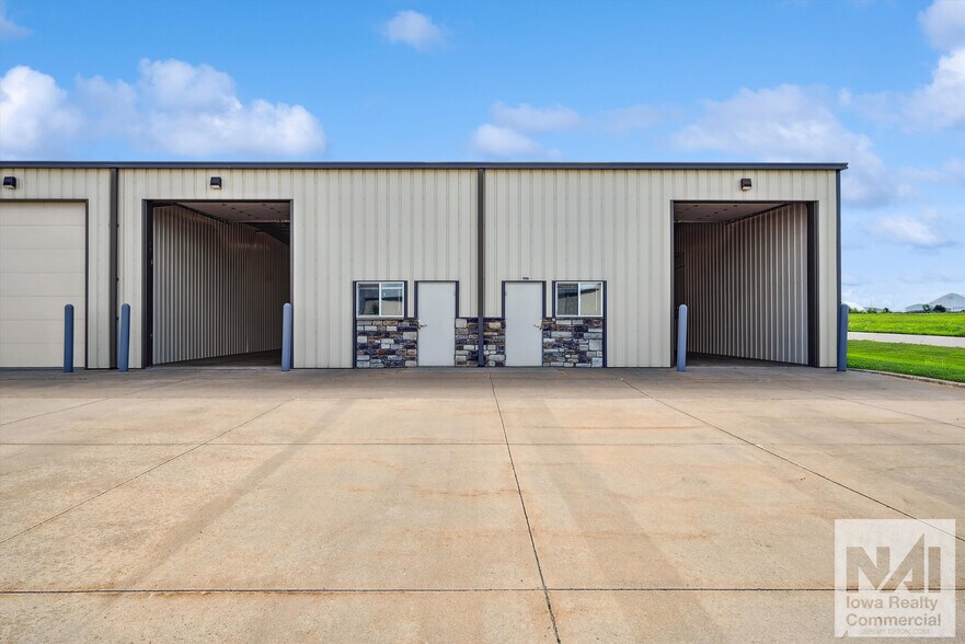 More Photos Of 4151 3rd Ave, Marion Industrial For Lease