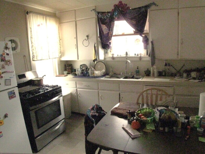 More Photos Of 47 Carroll St, Binghamton Apartments For Sale