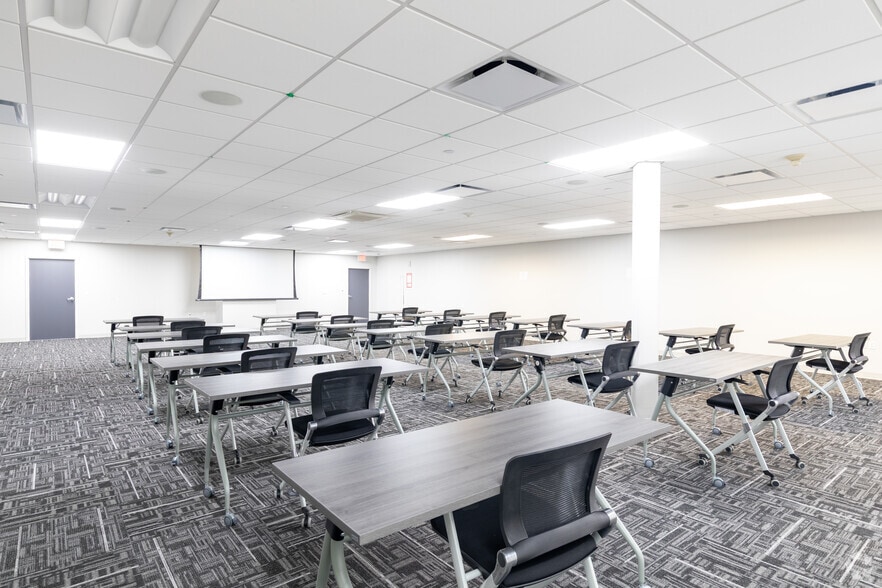 More Photos Of 23 Orchard Rd, Skillman Office For Lease