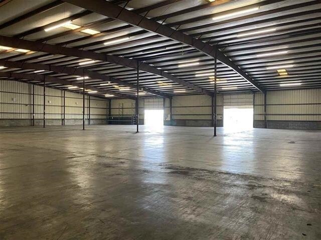 More Photos Of 14202 Atlanta Dr, Laredo Warehouse For Lease
