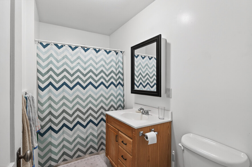 More Photos Of 1232 Marshall Ave, Saint Paul Apartments For Sale