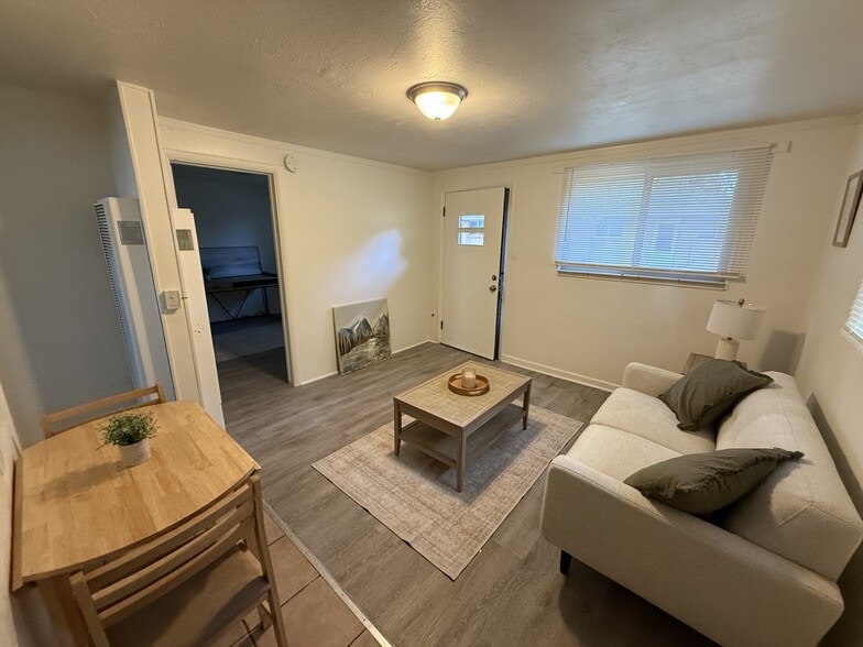 More Photos Of 3014 N Institute St, Colorado Springs Apartments For Sale