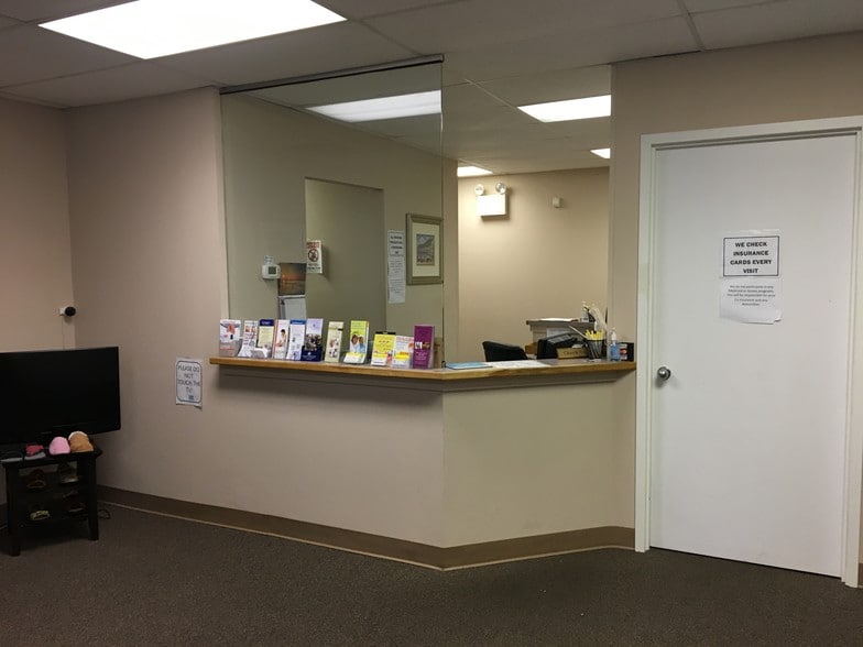 More Photos Of 520 Maple Ave, West Chester Medical For Lease