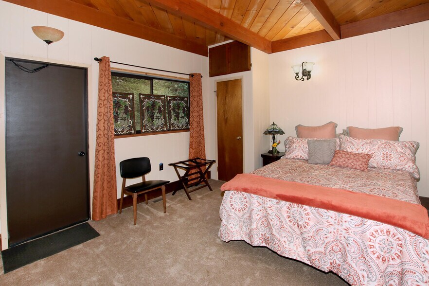 More Photos Of 16770 Redwood Lodge Rd, Los Gatos Lodge Meeting Hall For Sale