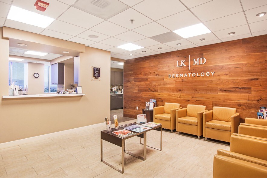 More Photos Of 2080 Century Park E, Los Angeles Medical For Lease