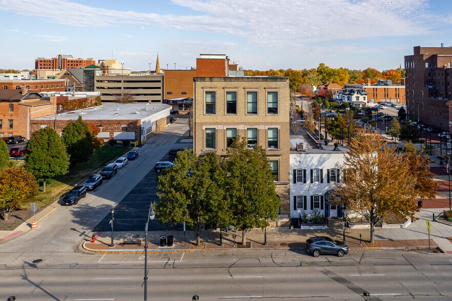 More Photos Of 311-319 S 5th St, Springfield Parking Lot For Sale