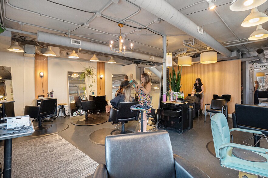 More Photos Of 5218-5220 W 25th Ave, Edgewater Apartments For Sale