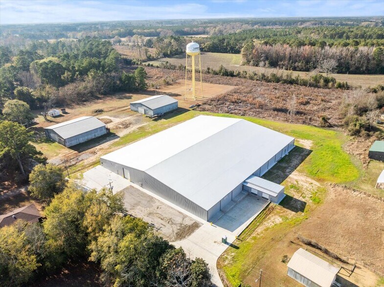 More Photos Of 223 W Pearl St, Lamar Industrial For Lease