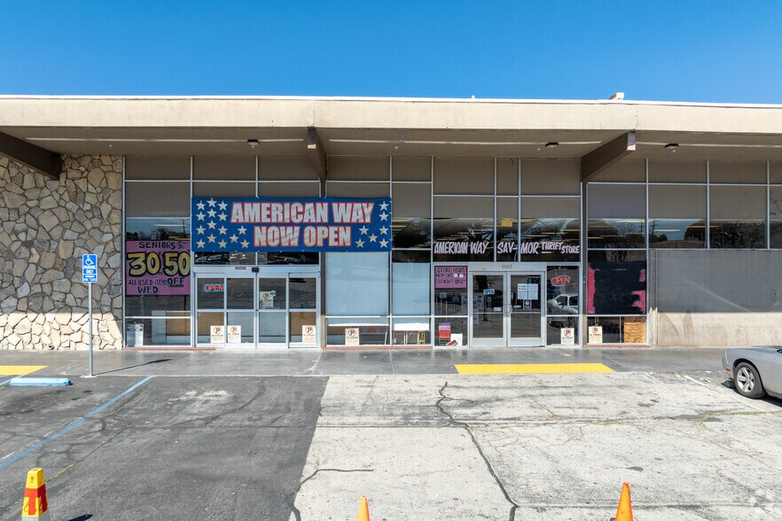 More Photos Of 44201-44247 N 10th St W, Lancaster Unknown For Lease