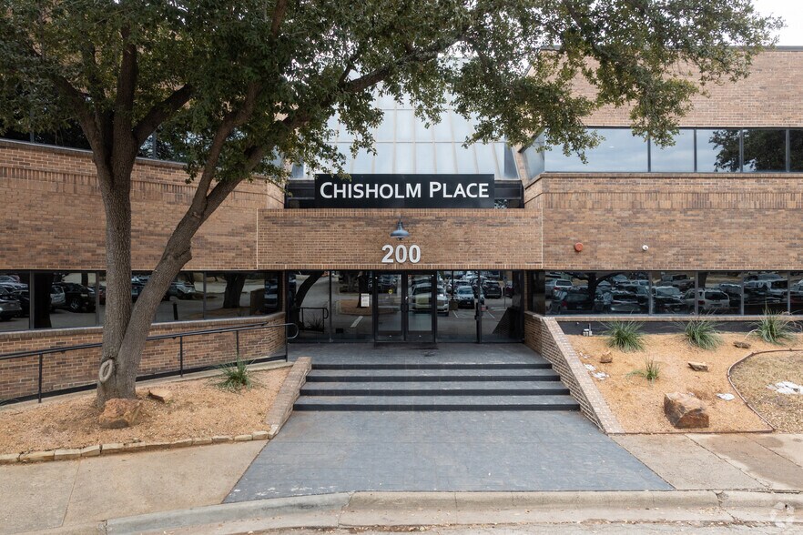 Primary Photo Of 200 Chisholm Pl, Plano Office For Lease