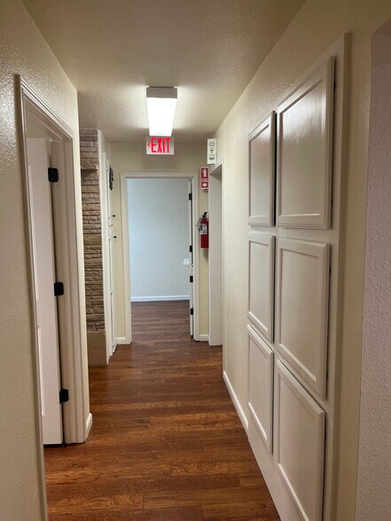 More Photos Of 1260 River Acres Dr, New Braunfels Medical For Lease