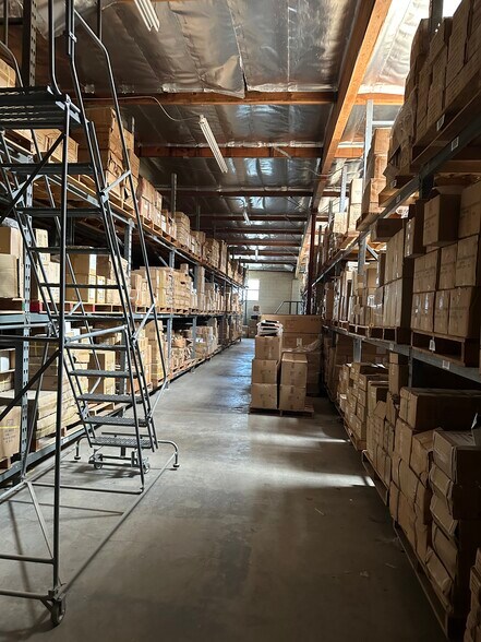 More Photos Of 4223 W Jefferson Blvd, Los Angeles Manufacturing For Lease