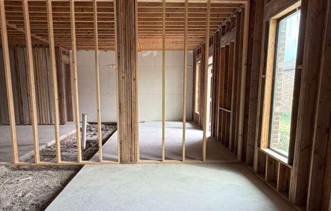 More Photos Of 1511 W McDermott Dr, Allen Medical For Sale