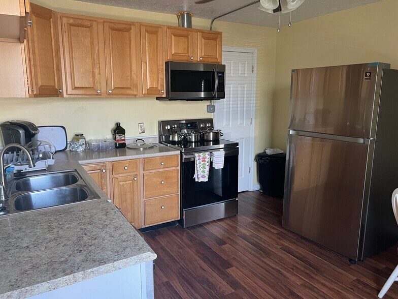 More Photos Of 6493 Richmond Rd, Williamsburg Hotel For Sale