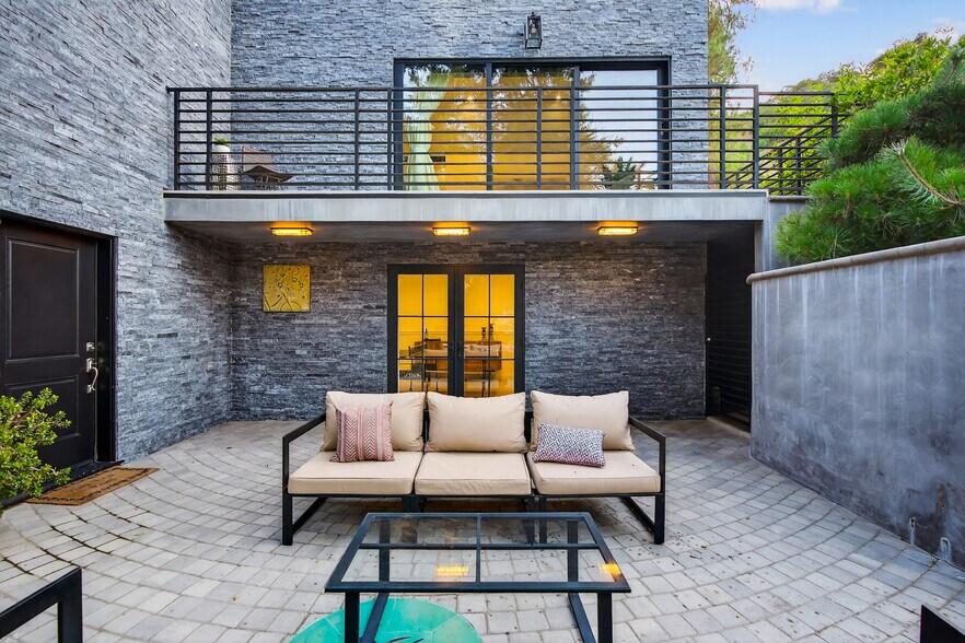 More Photos Of , Tujunga Multifamily For Sale