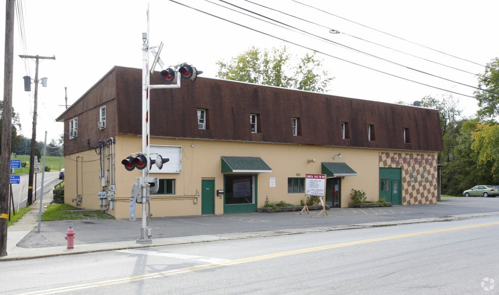 More Photos Of 115 W Main St, Evans City Freestanding For Sale