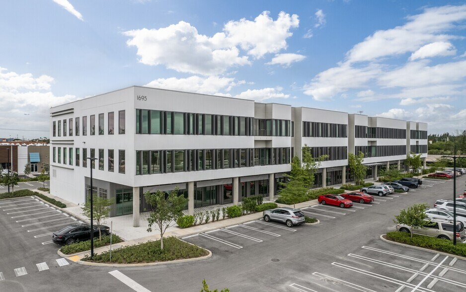 More Photos Of 1695 NW 110th Ave, Miami Office For Sale