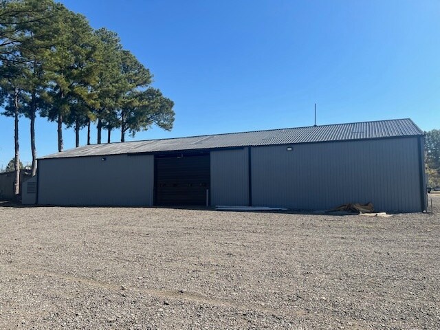 More Photos Of 3651 Eastend Dr, Humboldt Light Manufacturing For Lease