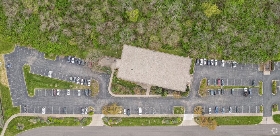 More Photos Of 2734 Chancellor Dr, Crestview Hills Office For Lease