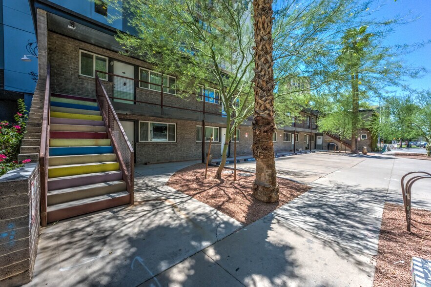 More Photos Of 821 N 3rd St, Phoenix Apartments For Sale