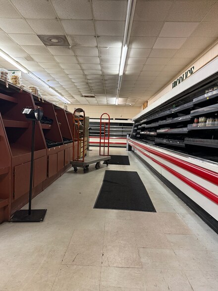More Photos Of 8524 Us Highway 280 E, Ellabell Freestanding For Lease
