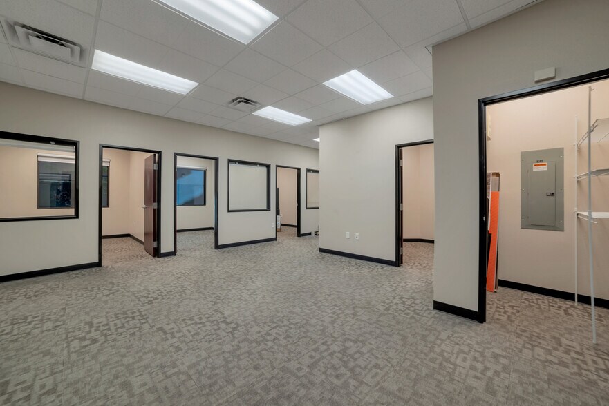 More Photos Of 5516 S Fort Apache Rd, Las Vegas Medical For Lease